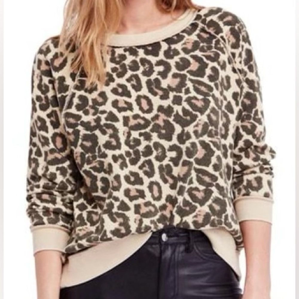 Free People Go Get On‎ Oversized Leopard Pullover Sweater Size XS
